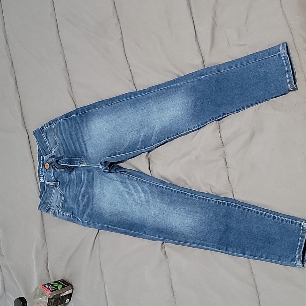 No boundaries, size 5, skinny